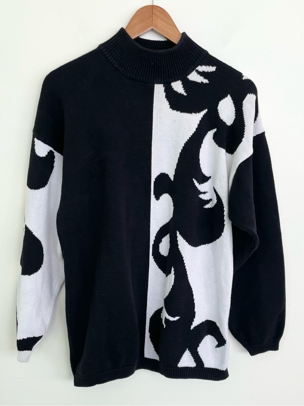Vintage 100% Cotton Black and White 80s 90s Richard & Company Sweater L Large